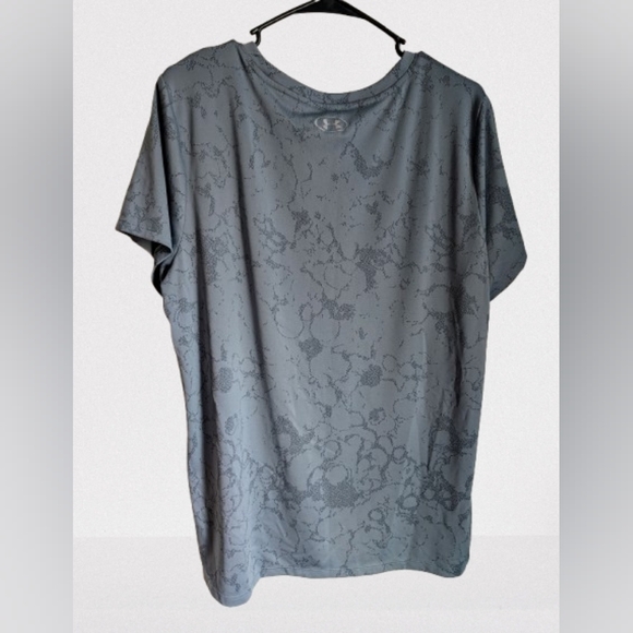 Under Armour Heat Gear Gray Loose Fit Women's T-Shirt- XXL - Picture 2 of 3